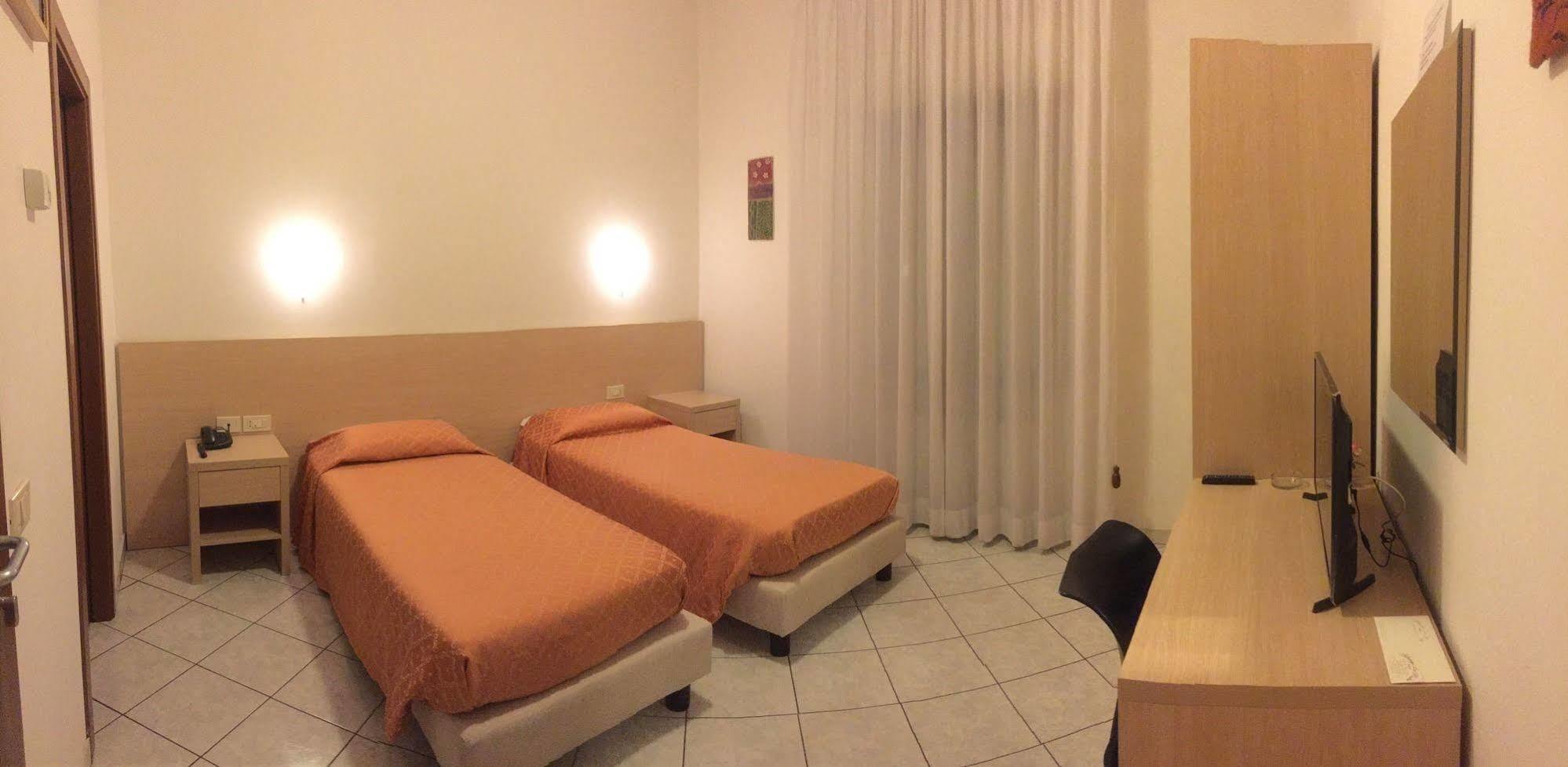 Albergo La Posta Arezzo Badia Al Pino Екстер'єр фото